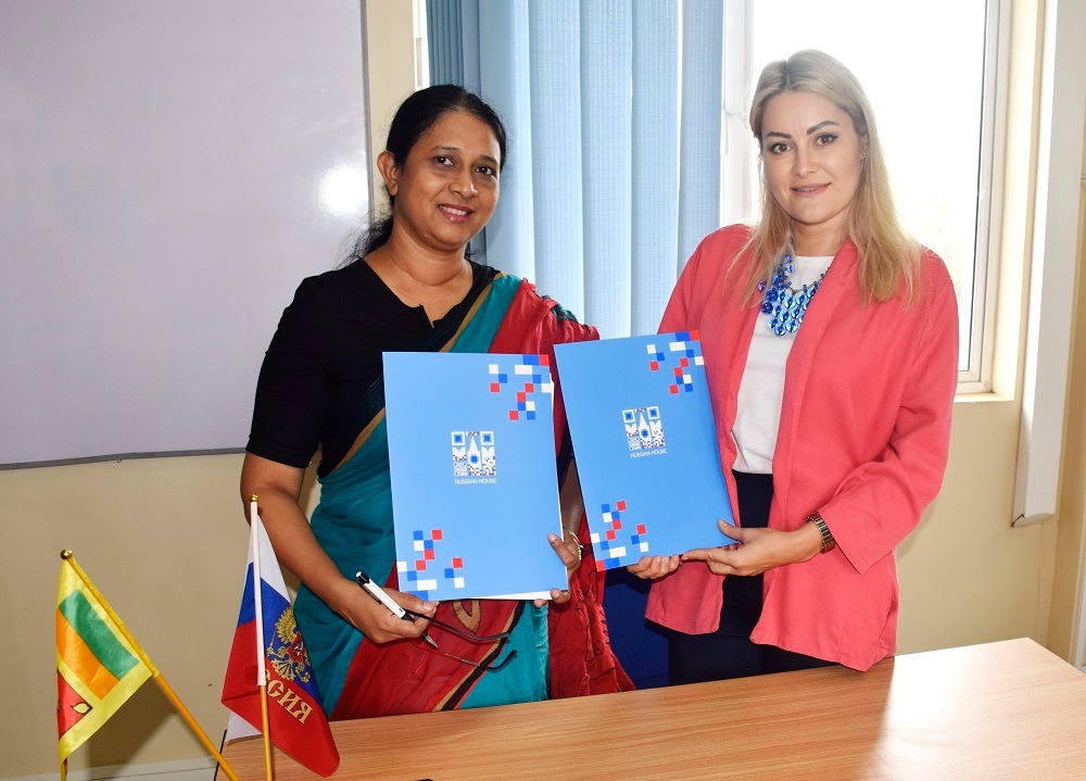 Russian Unit received a book donation from the Russian House in Colombo