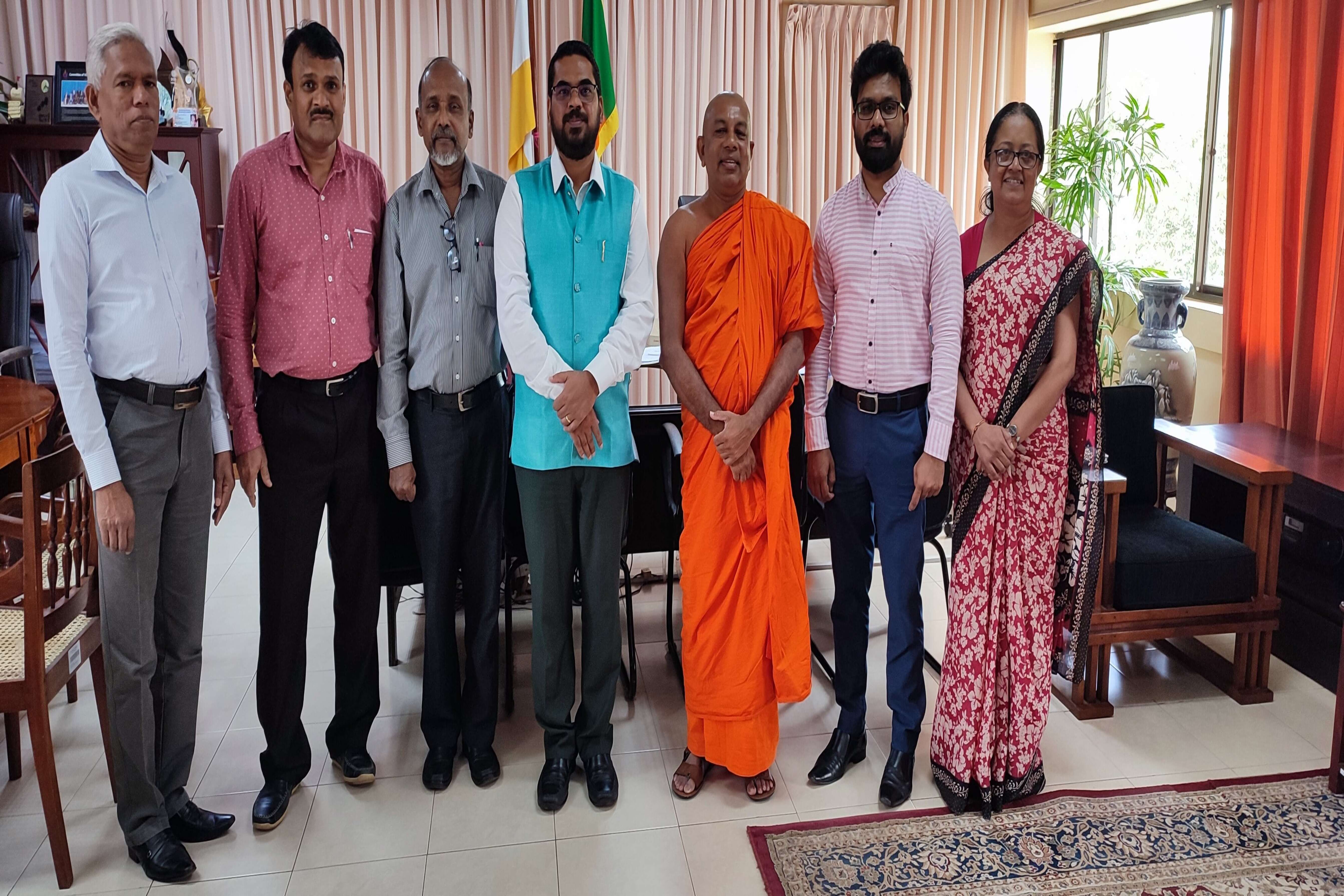 Discussion about collaborative activities between Swami Vivekananda Cultural Centre, Colombo and the Faculty of Humanities, on 04 April 2023